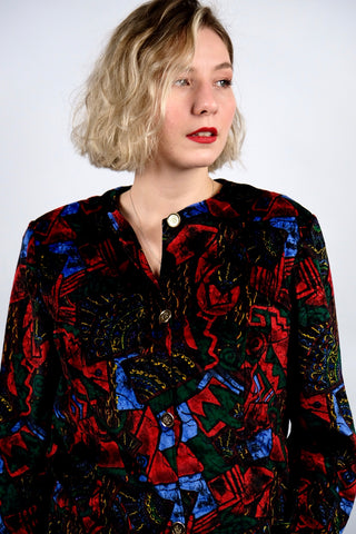 Handmade 80s/90s Blazerjacke aus Samt mit Crazy Pattern in Schwarz, Dunkelgrün, Rot, Dunkelrot, Blau und Gelb – entspricht ca. einer L/XL