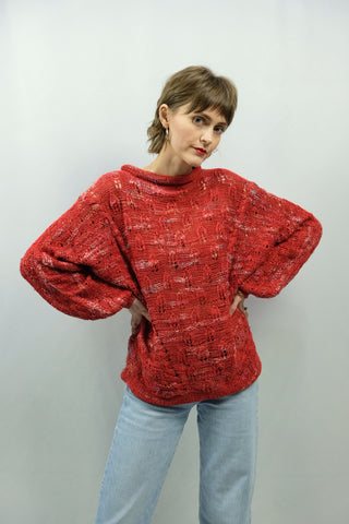 Rot melierter 80s/90s Handmade Pullover mit Rollsaumkragen, leichten Ballonärmeln und tollem Lochmuster, tragbar von einer M bis L – ein Unikat und absolutes Highlight