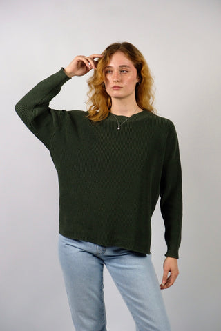 Preloved (Secondhand) Basic Sommerpullover von MbyM in dunklem Oliv-/Graugrün, lockerer Schnitt und gerippte Struktur – Größe S/M