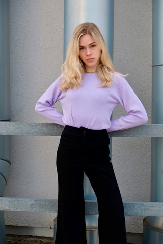 Weicher 90s/00s Basic Pullover in Flieder mit gerippten Raglan-Ärmeln – entspricht ca. einer S/M