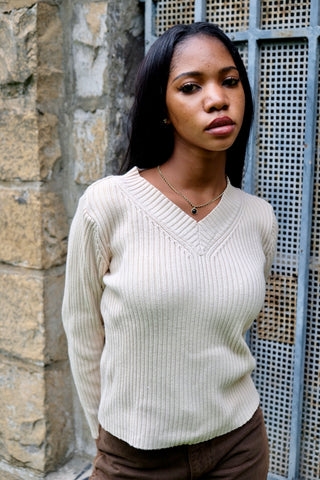 90s/00s Pullover aus reiner Baumwolle in Beige, mit V-Kragen und gerippter Struktur – tragbar von einer XS bis S je nach gewünschter Passform