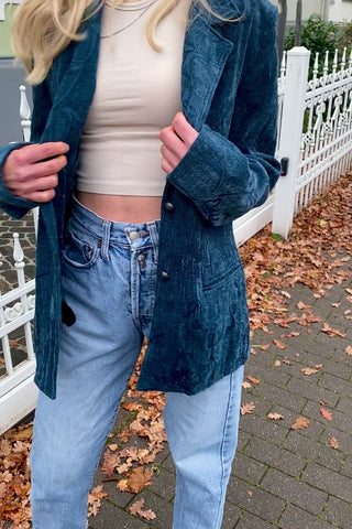 80s/90s Samtblazer in Petrol mit tollem Strukturmuster – tragbar von einer XS bis M je nach gewünschter Passform und ein absolutes Highlight